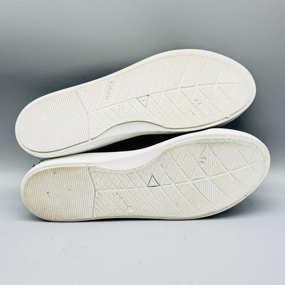 Vionic Shoes Womens 11 Black Canvas Slip On Beach Breeze Sneakers Lace Up - Picture 10 of 13